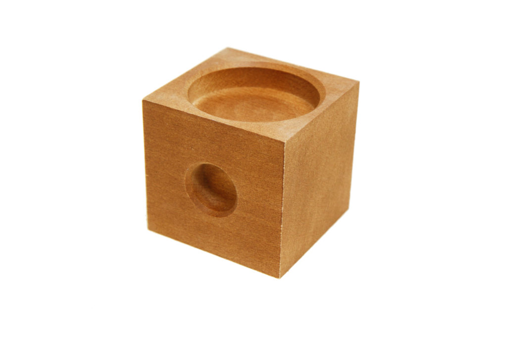 Plot de lit en bois 1 pièce